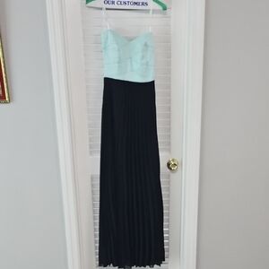 Elegant Black and Mint Strapless Dress